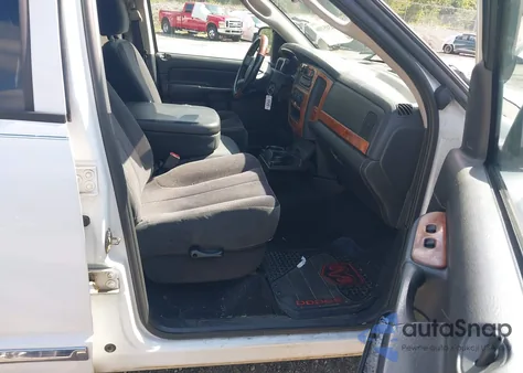 2005 Dodge Ram 1500 Slt/Laramie z USA, uszkodzony, nr VIN 1D7HA18N75S182433